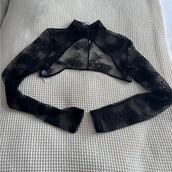 Fleur du Mal Bouquet Lace Shrug – Black, Size M (NWT) - Picture 6 of 11